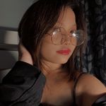 Gloria Yang - @__gloriayarrie77__ - Instagram