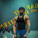 Gloire Mbanunu - @young__glory - Instagram
