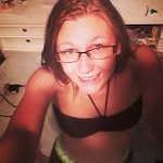 Goldie Cobb - @grinderlinweaver - Instagram