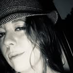 Goldie Powers - @therealdealgoldiefield - Instagram