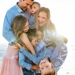 Gordon, Allison, Emery, Dane, Cade, Rocco, and Eli Wyman - @wyman_tablefor_7 - Instagram