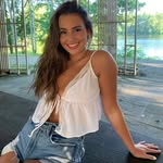 Grace Benoit - @graces_closett123 - Instagram