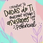 Grace Bravo - @monserratebravo - Instagram