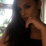 Grace - @graceholnessart - Instagram