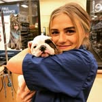 Gracie Chambers - @groomsbygracie - Instagram