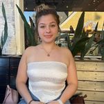 Gracie Schultz - @ggsbux - Instagram