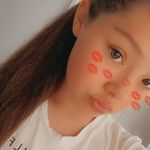 @graciewalker - Instagram