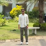 Grady Shaw - @yolkyesong - Instagram