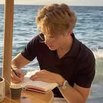 Grayson Davenport Hawthorne - @g.hawt - Instagram