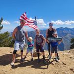 Greg Cooley - @familyhikestogether - Instagram