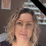Corine - prothésiste ongulaire, beauté du regard -Monségur - @coconailsbycorine - Instagram