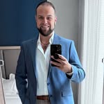 Greg Sweeney - @gregorypaul17 - Instagram
