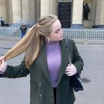 Regina, 24 years - @anigerr__ - Instagram