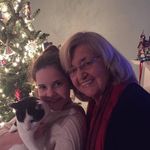 Greta Taylor - @greta.taylor.5661 - Instagram