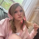 Gretchen Bentley - @gr1gg0 - Instagram
