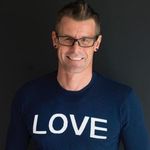 Trav Bell-The Bucket List Guy - @bucketlistguy.travbell - Instagram