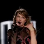 Gwen Brooks - @tay13_replover - Instagram