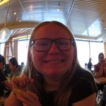Hailey Couch - @heyyy_lee_sofa - Instagram
