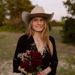 Hailey | Western Wedding Photographer - @haileydurstphoto - Instagram