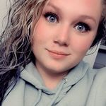 Hailey Hanson - @hailey.bug4 - Instagram