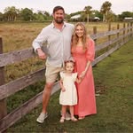 Hailey Henderson - @mindfully.eating - Instagram