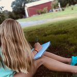 Hailey Howell - @paintmea_howell - Instagram