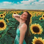 H A I L E Y ☮︎ K A Y 🦥 - @hailey.kay - Instagram