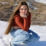 Hailey Larson - @haylarson18 - Instagram