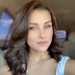Haley Perrone - @mamasmokehouse - Instagram