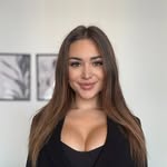 Hailey Vanderwal - @haileyvanderwal - Instagram