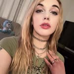 Haley Voss - @haleyantiqueen - Instagram
