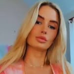 Vivvian Vivvian - @hailey_westphal44 - Instagram