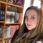 Hailey Wilkinson - @haileyreadsandrambles - Instagram
