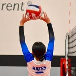 @halle.bates.2030 - Instagram