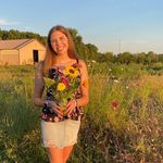Halley Bates - @halley_bates - Instagram