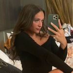 Hal - @halliemandelbaum - Instagram