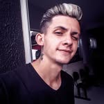 Lucas Correia - @hallucasziniert - Instagram