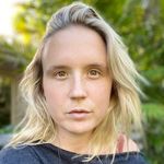 𝗛𝗮𝗹𝗲𝘆 𝗔𝗿𝗺𝘀𝘁𝗿𝗼𝗻𝗴 - @theuntetheredwomen - Instagram