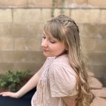 Haley Bain - @polkadotsweatshirt - Instagram