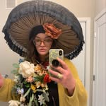 Haley Fleming - @heyyouhaley - Instagram