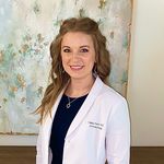 Haley Hunt, MD - @drhaleyhuntderm - Instagram