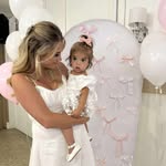 Haley King - @haleykingxo - Instagram