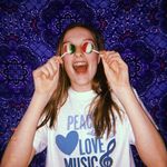 Haley Kraus - @and.the.kraud.goes.wild - Instagram
