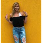 Haley Linville - @haleyl_closet - Instagram