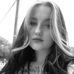 𝐻𝒶𝓁𝑒𝓎 𝒫𝑒𝓇𝓀𝒾𝓃𝓈🦋 - @haleys_dead999 - Instagram