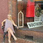 Haley Roach - @haleycosmeticc - Instagram