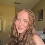 Haley Saylor - @bxbyoni - Instagram