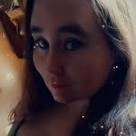 Haley Simmons - @haleysimmons95 - Instagram