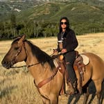 Haley Smith - @farmerhaleytv - Instagram