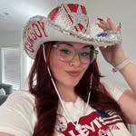 Haley Smith - @thehaleyhive - Instagram
